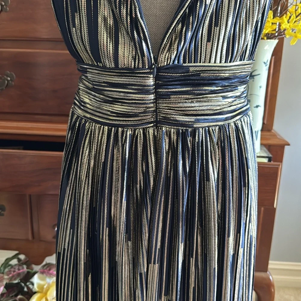 Vince Camuto Elegant Navy and Gold Supplice Dress Size 14 NWT - Picture 9 of 15
